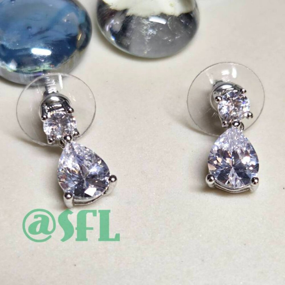14K White Gold Plated Tear Drop Clear Cubic Zirconia Wedding Earrings Dangle